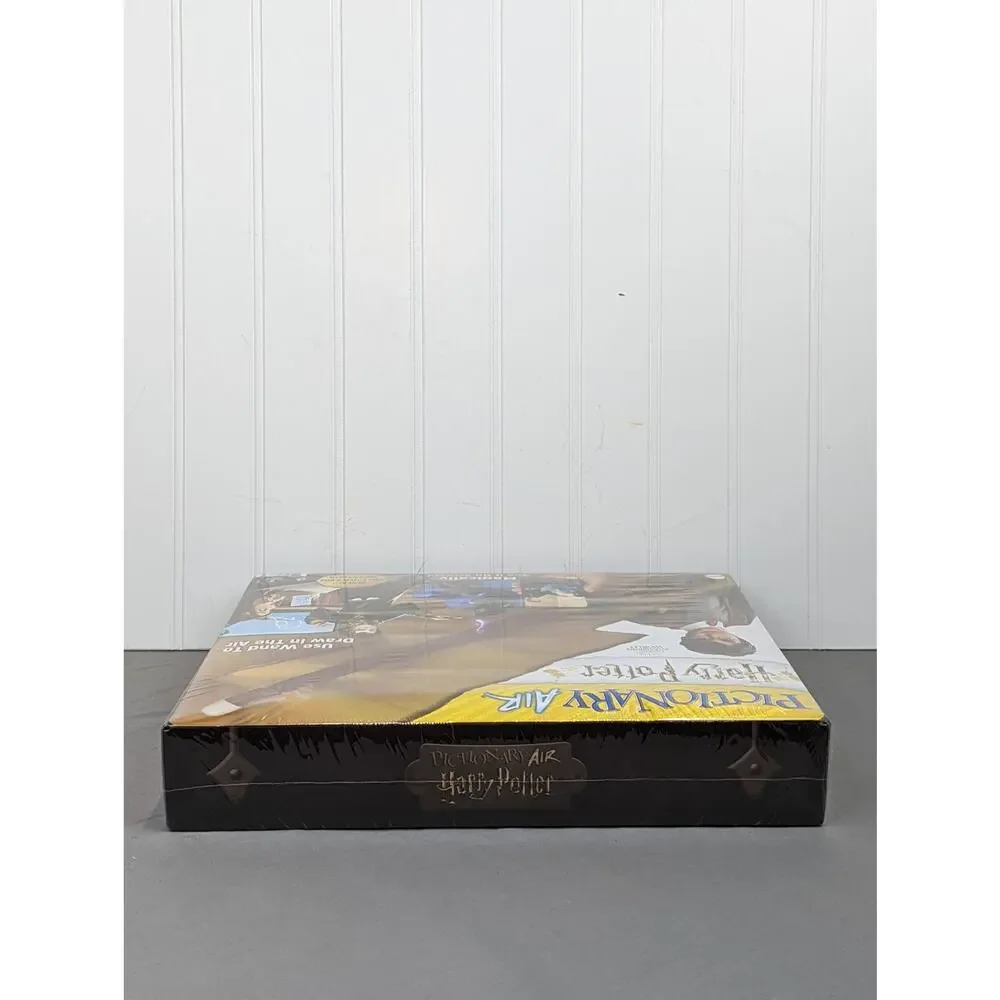 Mattel Harry Potter Pictionary Air Family Friendly Fun Drawing Game Sealed
